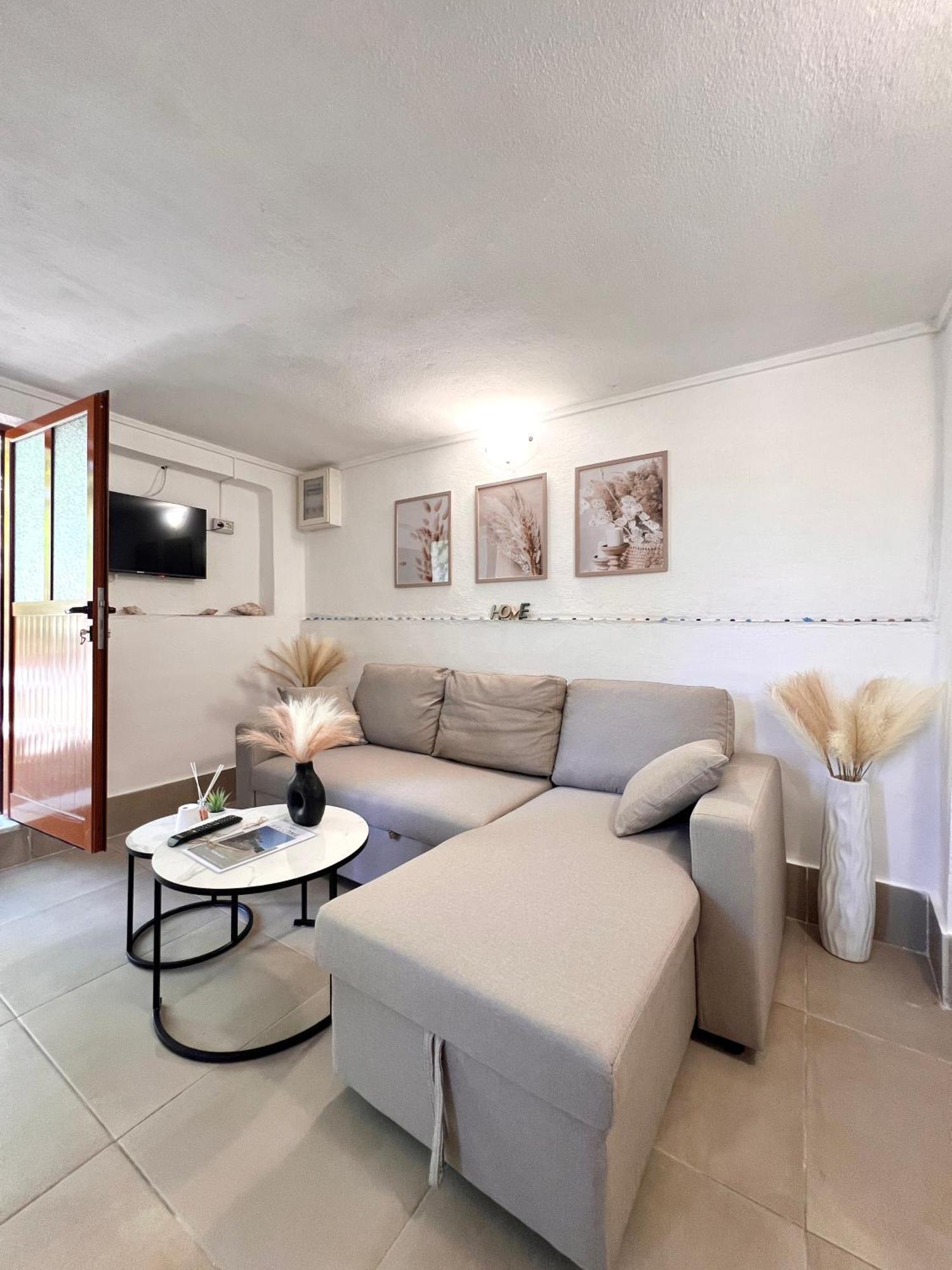 Petra Oliva Apartment Dhërmi Exterior foto